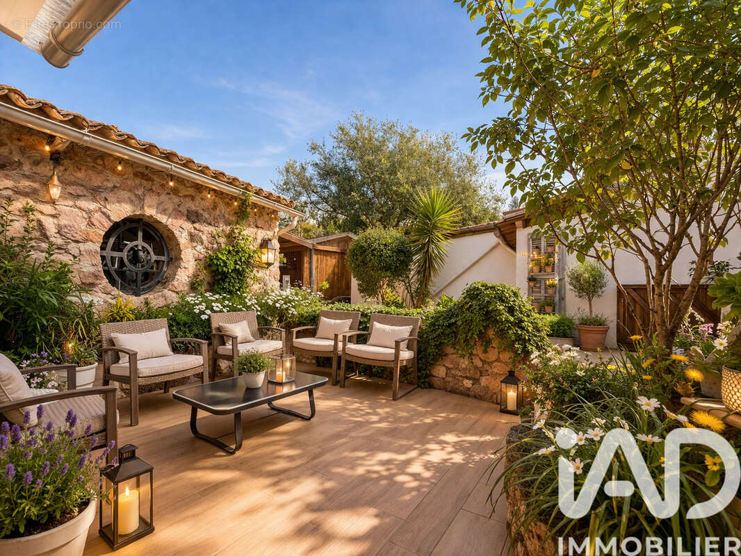 Photo 5 - Maison à FREJUS