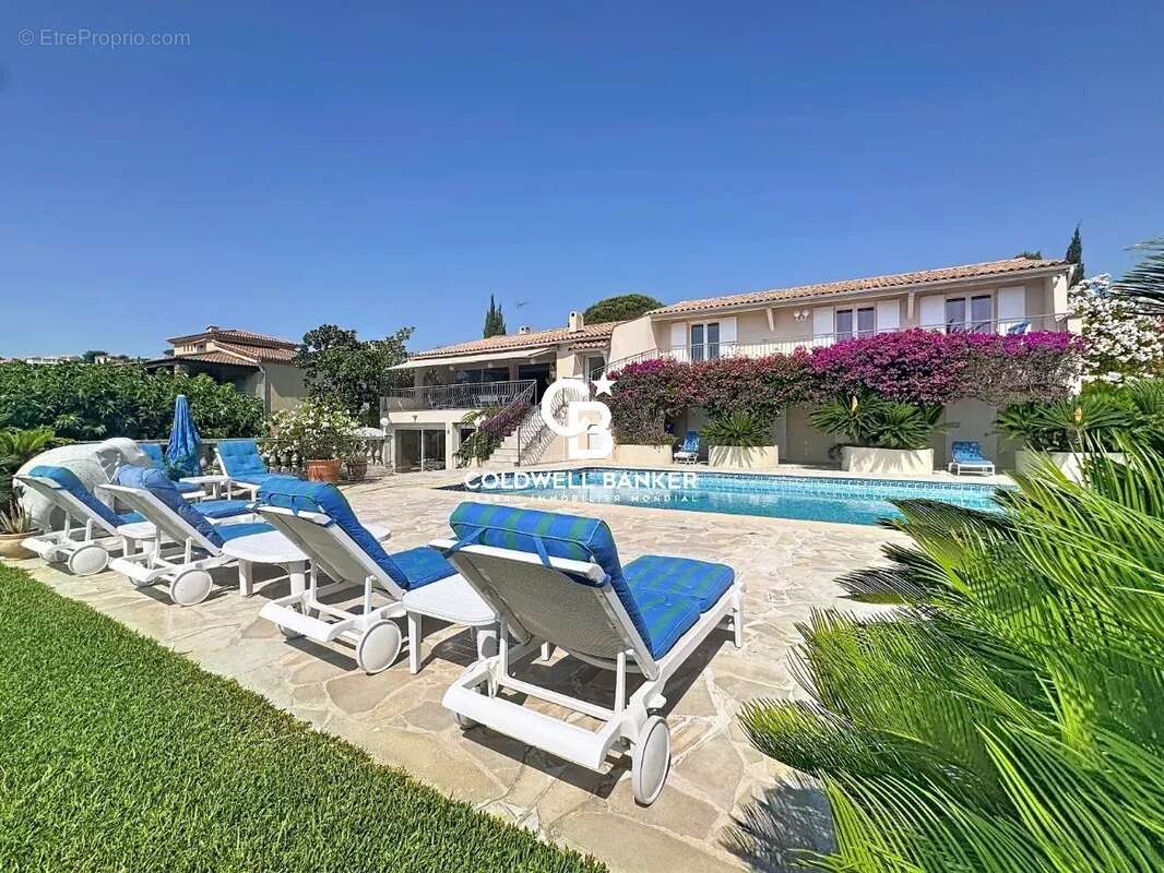 Maison à FREJUS