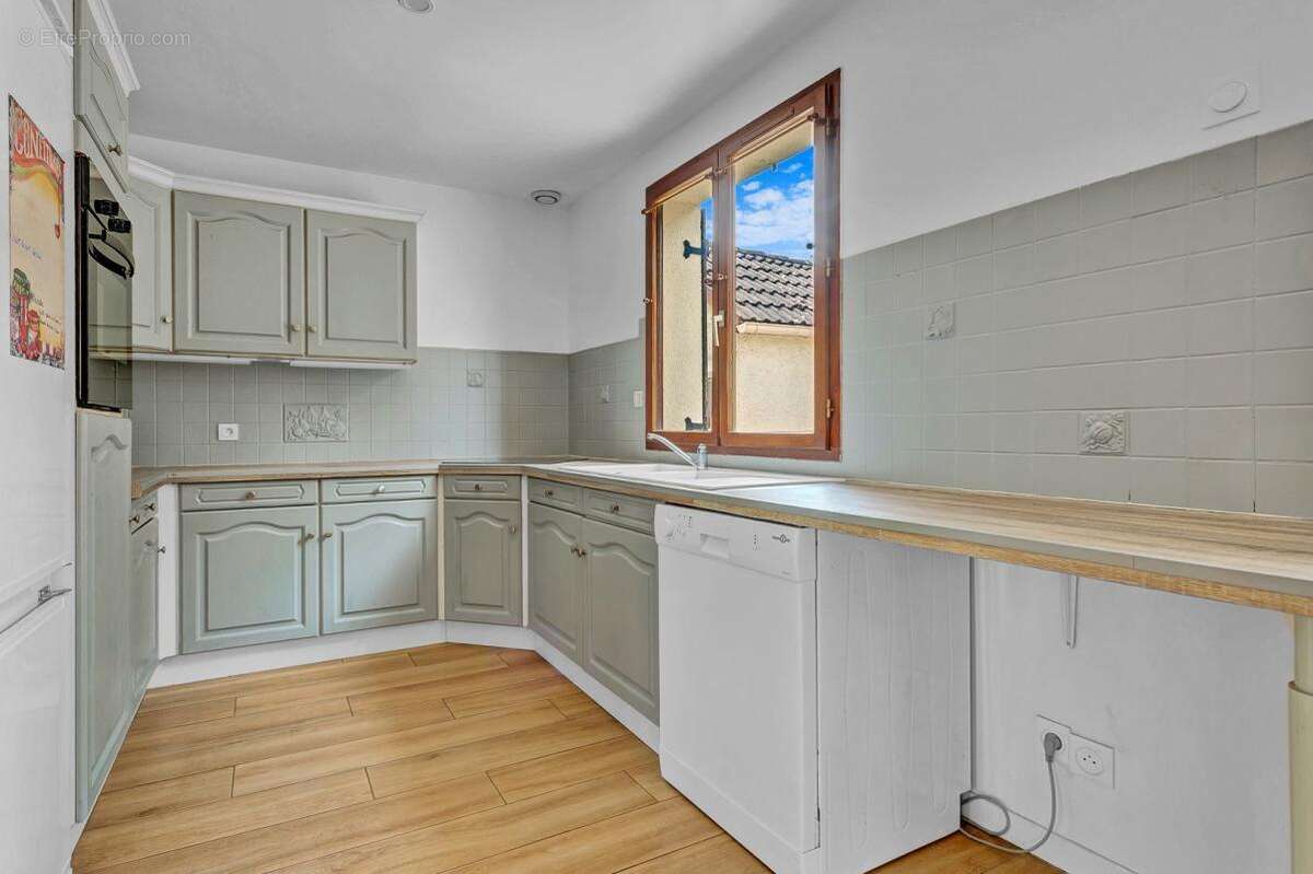 Maison 123 m² - 3 chambres - Garage - photo 4
