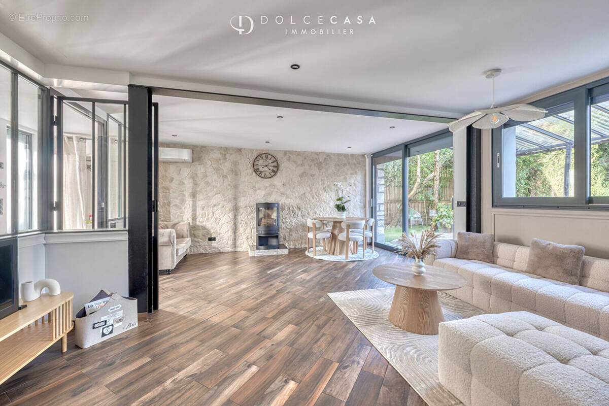 Maison à LE PERREUX-SUR-MARNE