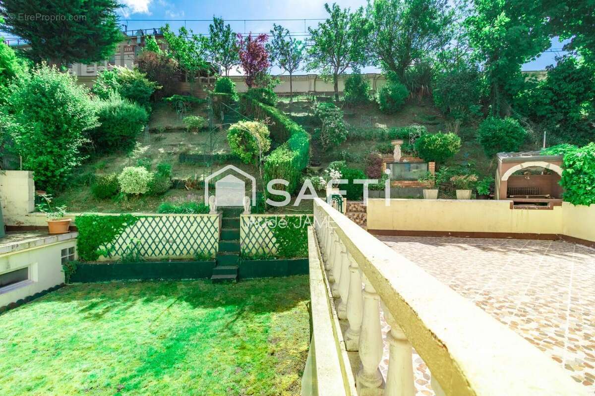 Photo 4 - Maison à VIROFLAY