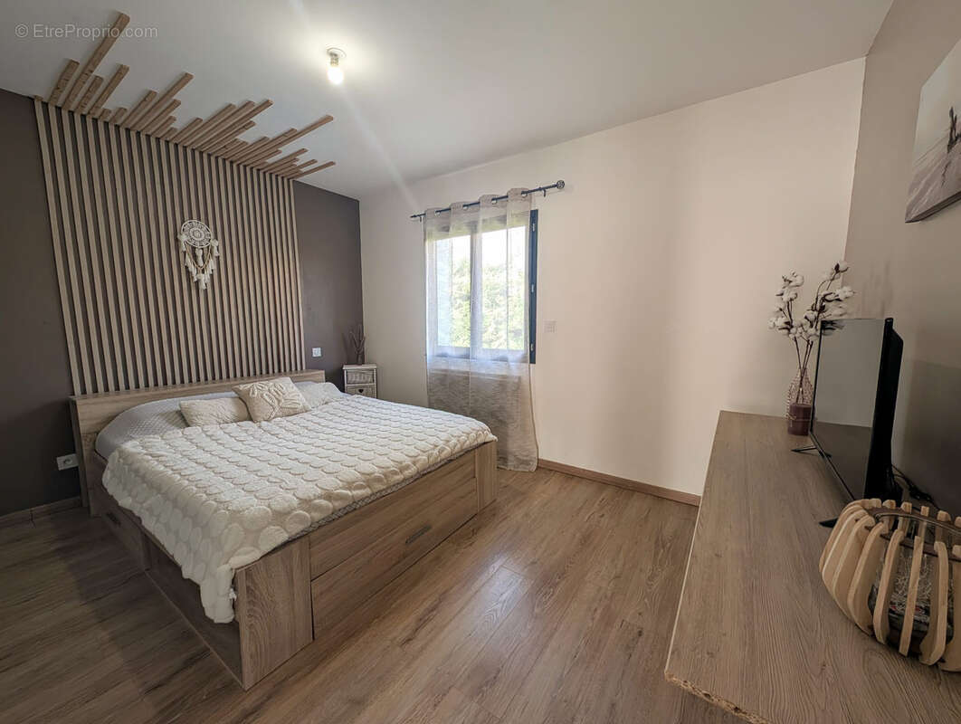 Maison à LEZIGNAN-CORBIERES