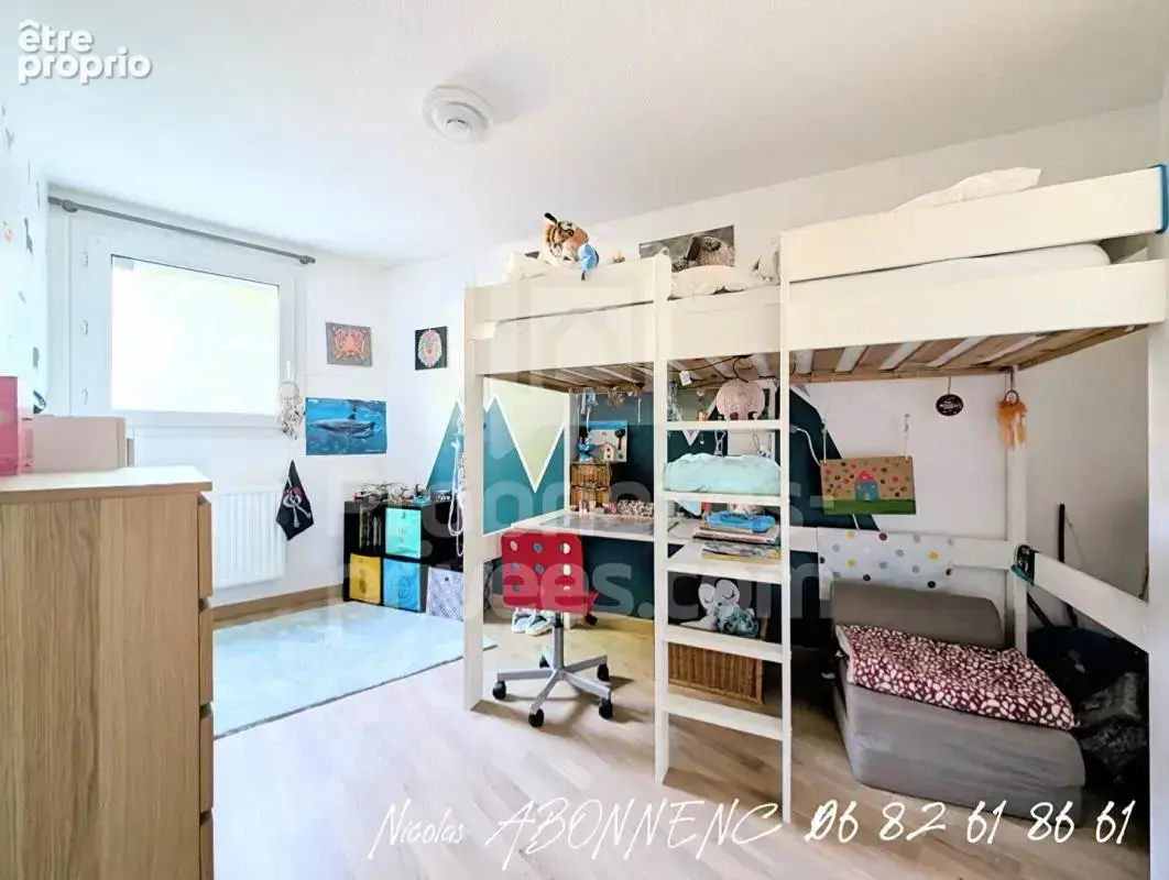 Appartement  4 pièce(s) 79 m2 - photo 8