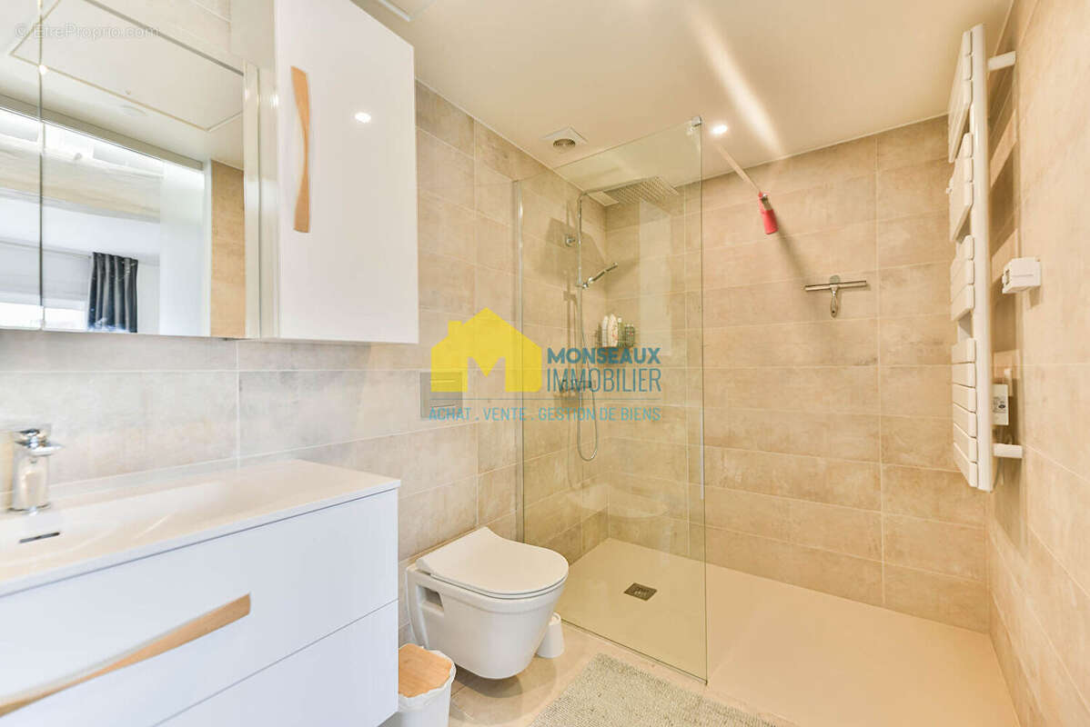 Maison Linas 290 M² - photo 12