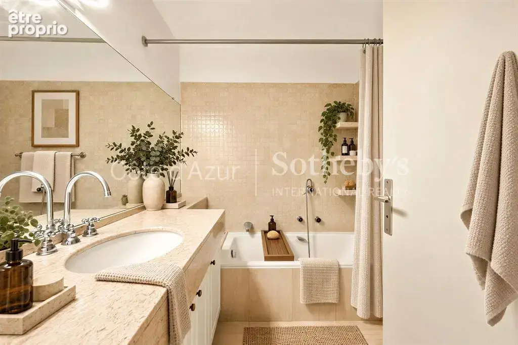 Le Cannet résidentiel, appartement à rénover avec terrasse, piscine et vue sur la mer - photo 17