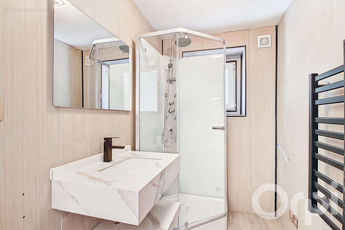 Appartement à MARIGNIER