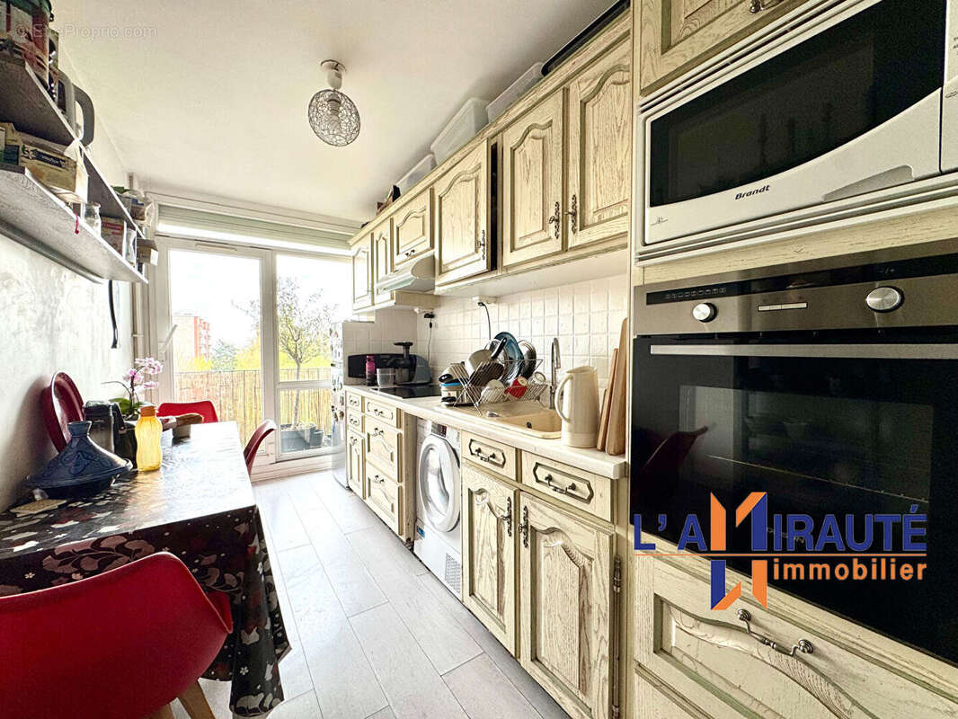 Appartement à HOUILLES