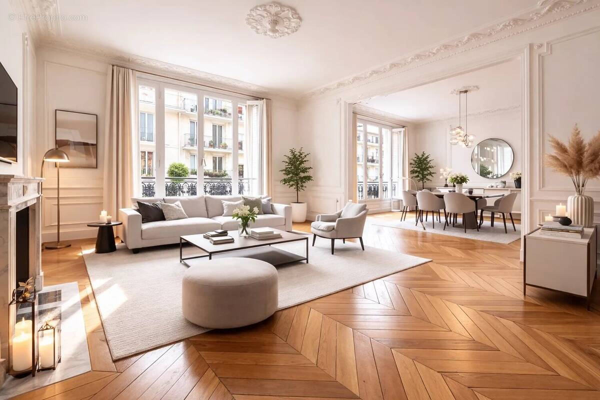 Appartement à PARIS-16E