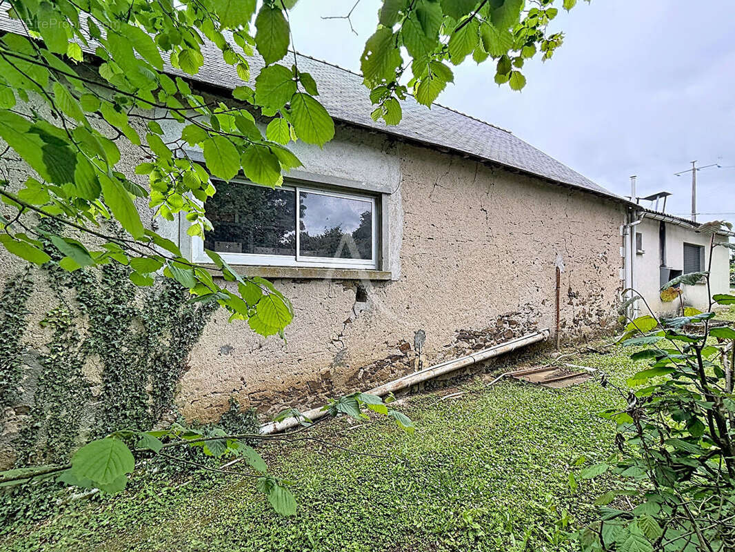 Maison à BRISSAC-QUINCE