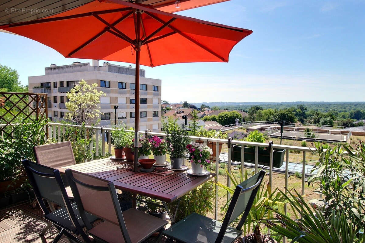Appartement à GARCHES