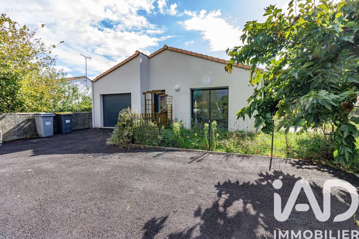 Photo 3 - Maison à COEX