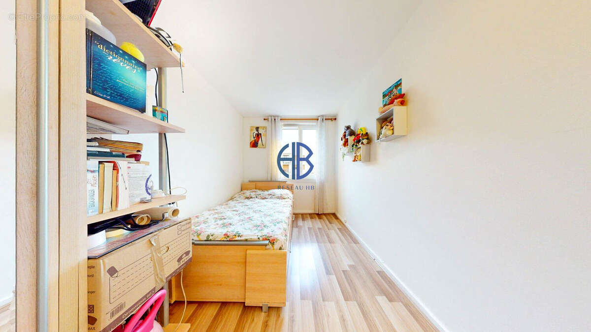 Appartement à BONDY