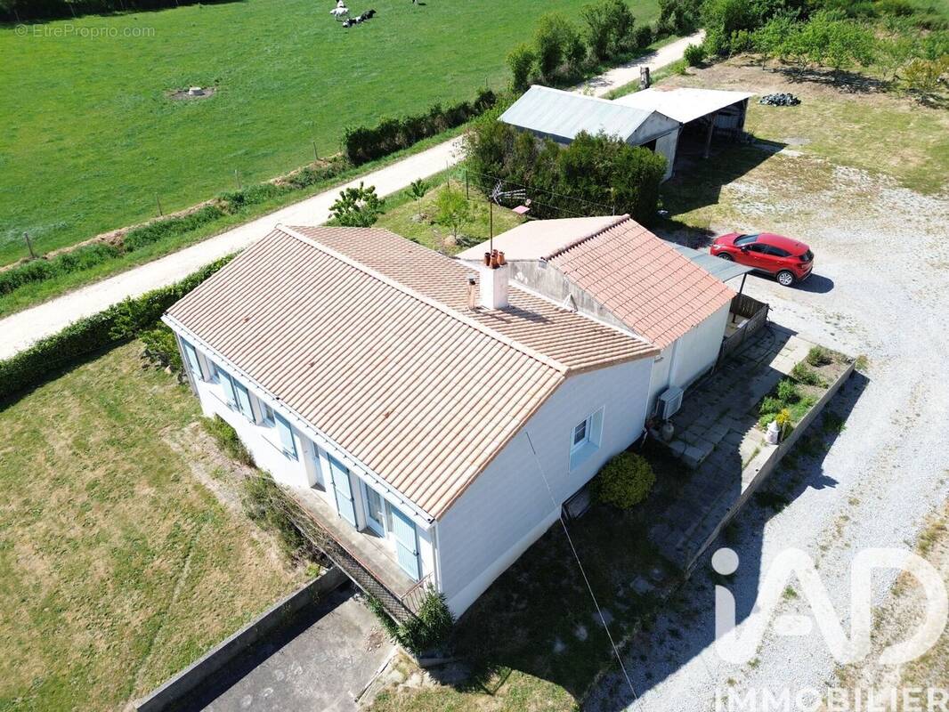 Photo 1 - Maison à AIZENAY