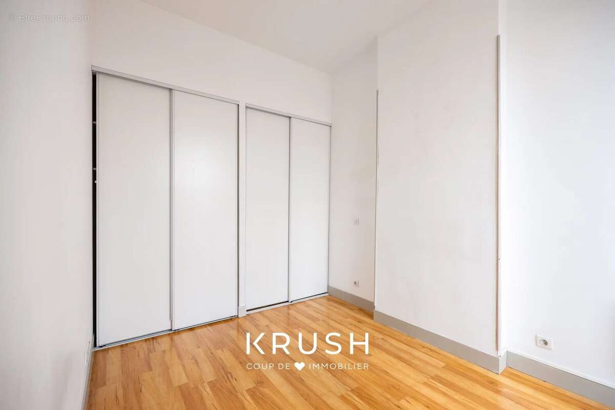 Appartement à MARSEILLE-2E