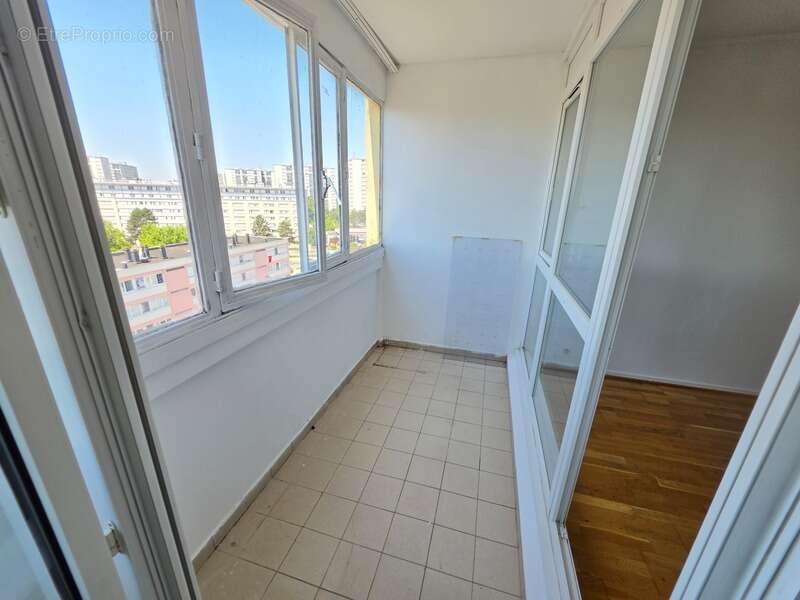 Appartement à RIS-ORANGIS