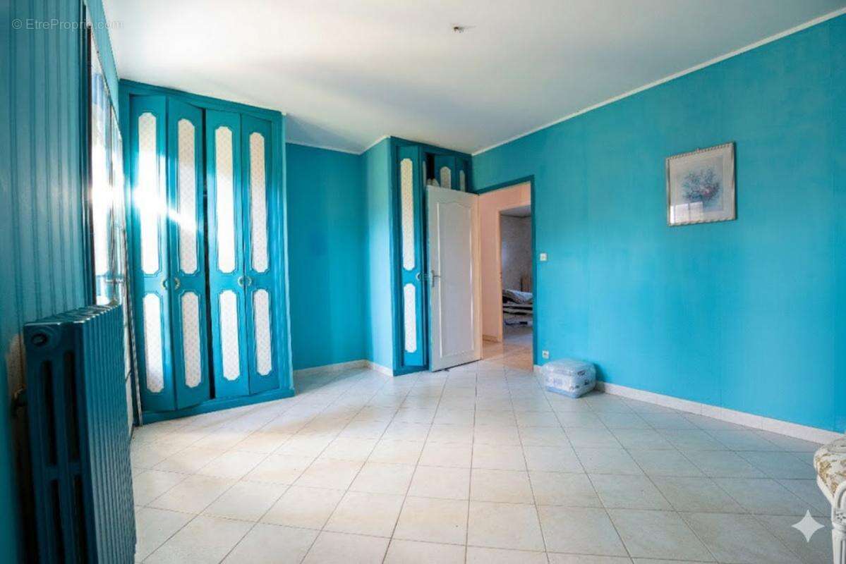 Maison à LA MAGDELAINE-SUR-TARN