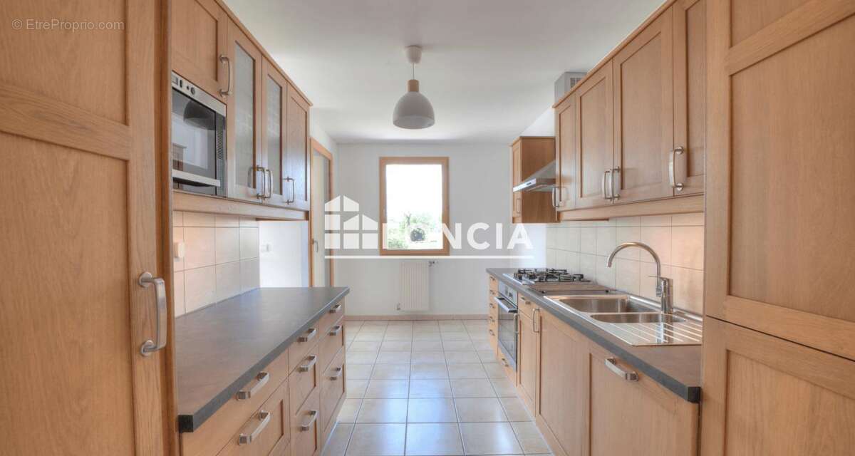 Appartement à FERNEY-VOLTAIRE