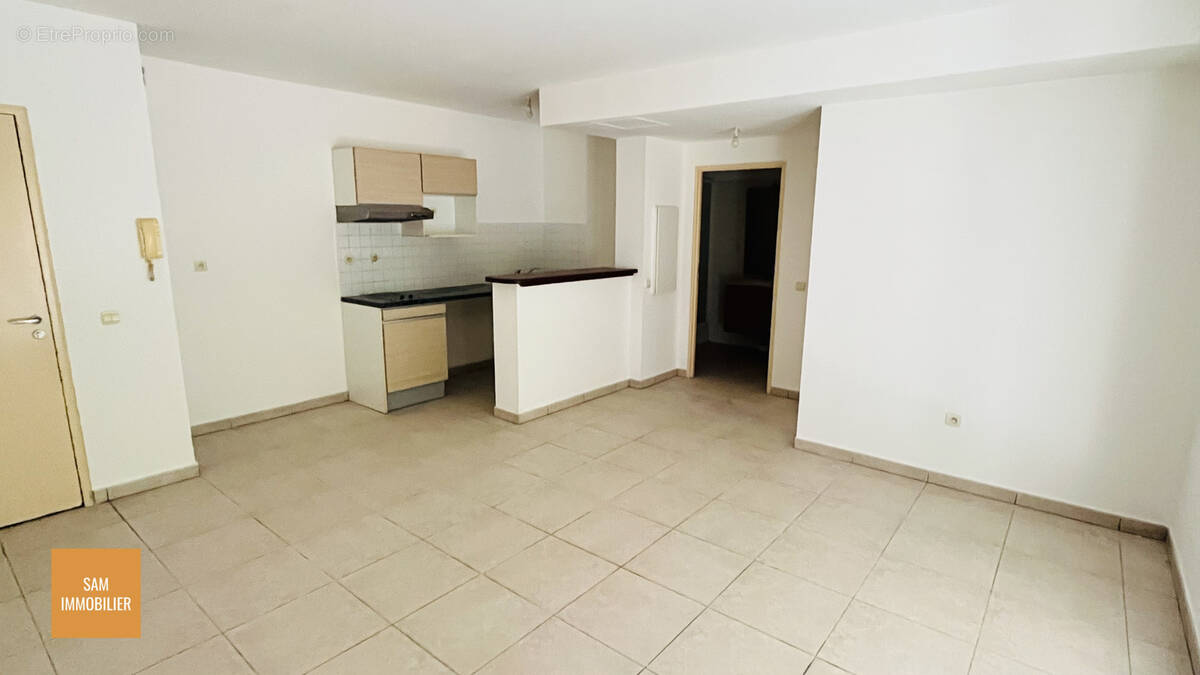 Appartement à SAINT-DENIS