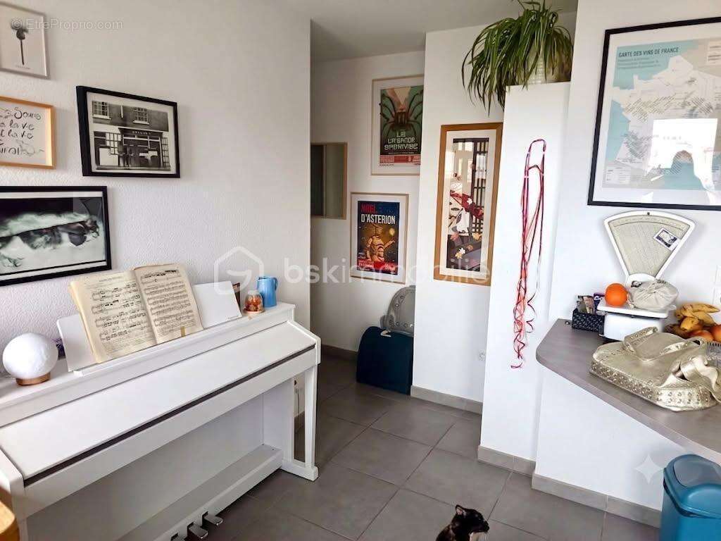 Quartier Marengo / Jolimont - Appartement 3 pièces avec balcon et pk - Loué - photo 5