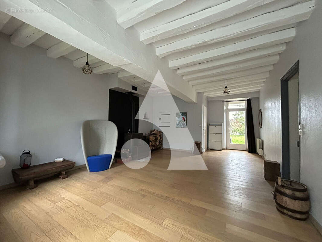 Maison secteur COULOMMIERS 6 pièces 195 M² - photo 8
