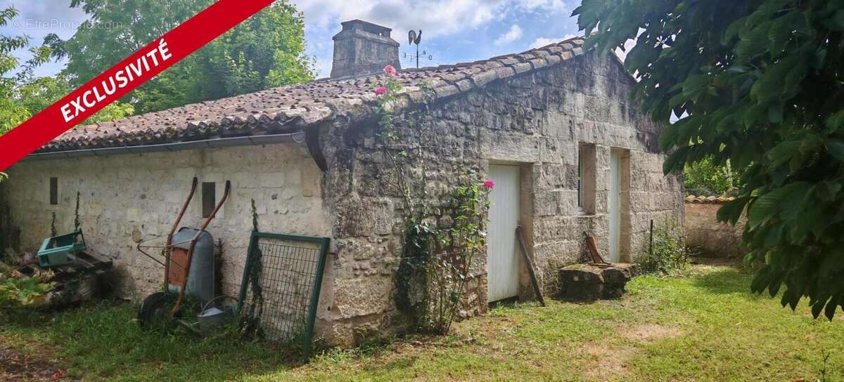 Maison à THENAC