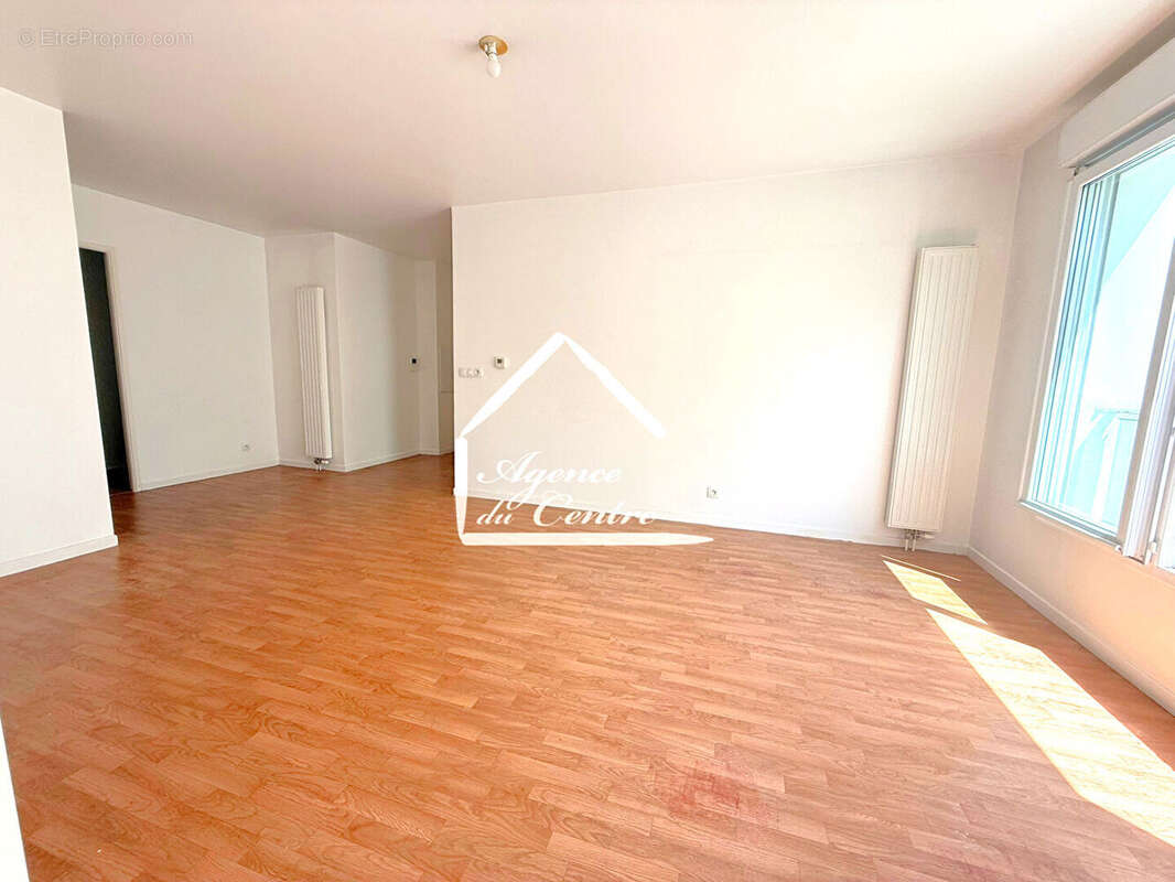 APPARTEMENT 4PP Rue Gustave Charpentier - photo 4