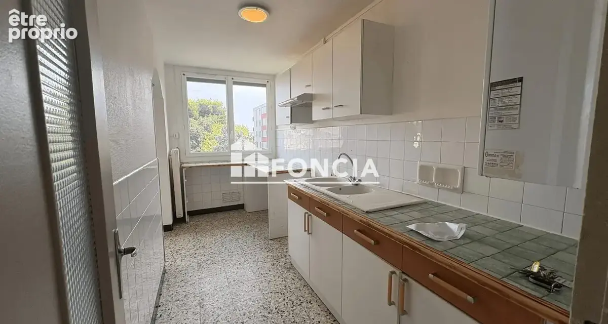 Béziers – Appartement T3 de 70 m² deux balcons, au calme en 1er étage vue dégagée - photo 6