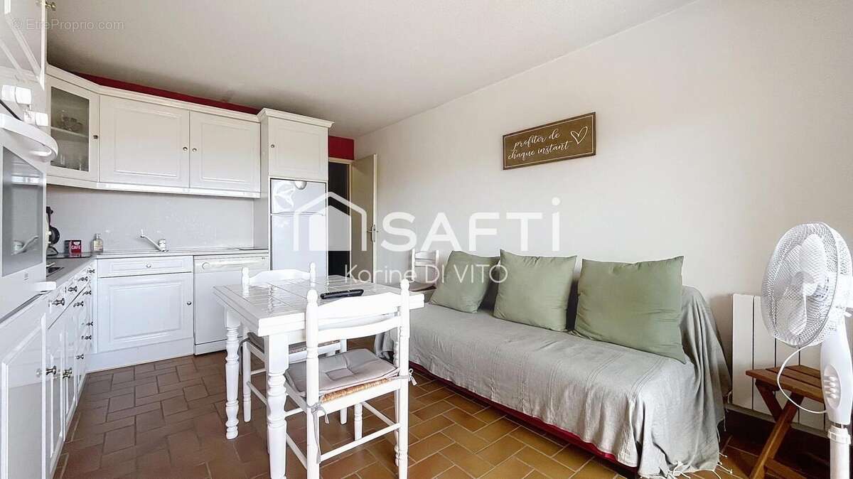 Photo 4 - Appartement à ROQUEBRUNE-SUR-ARGENS