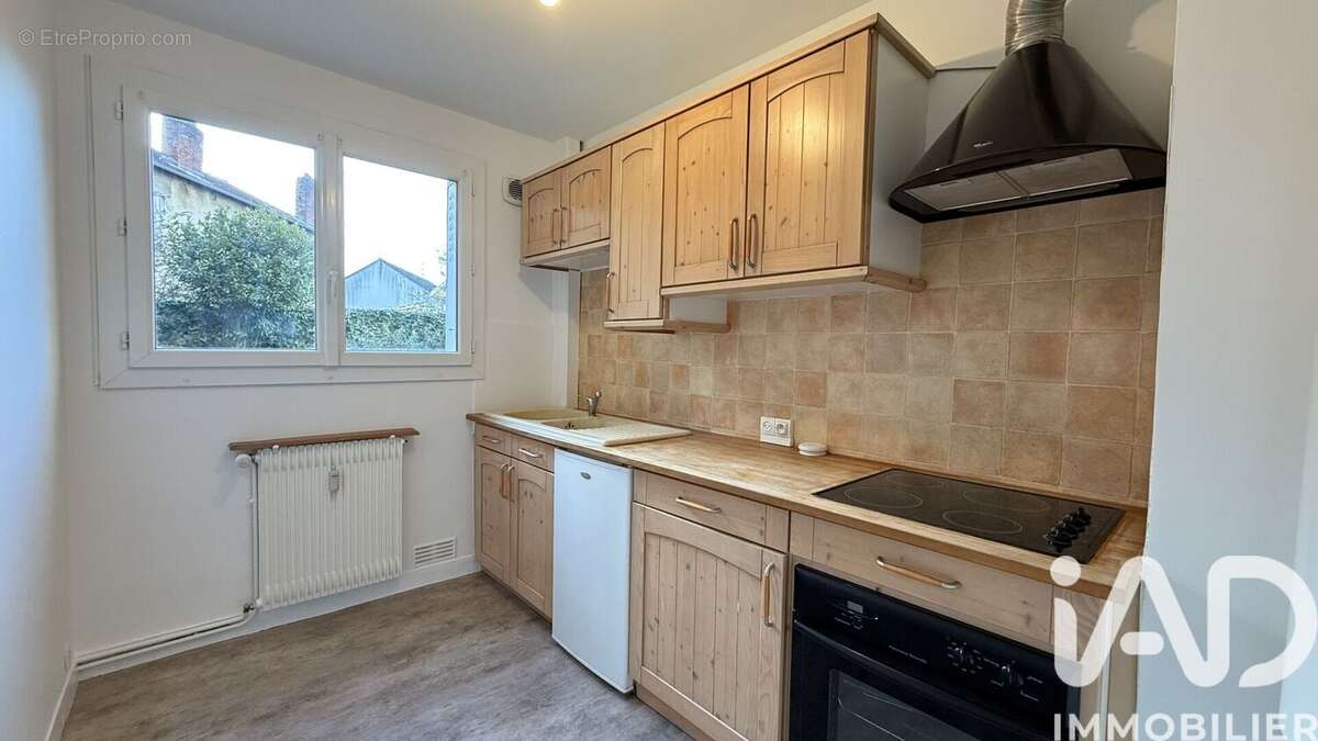 Appartement 40 m² à Limoges  - photo 6