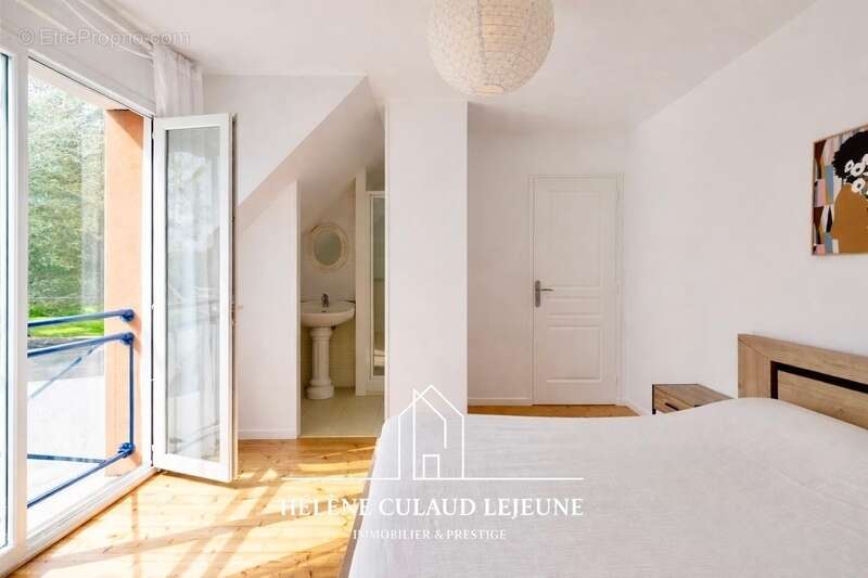 Maison familiale avec vue dégagée sur la nature - 184 m² - vannes - photo 18