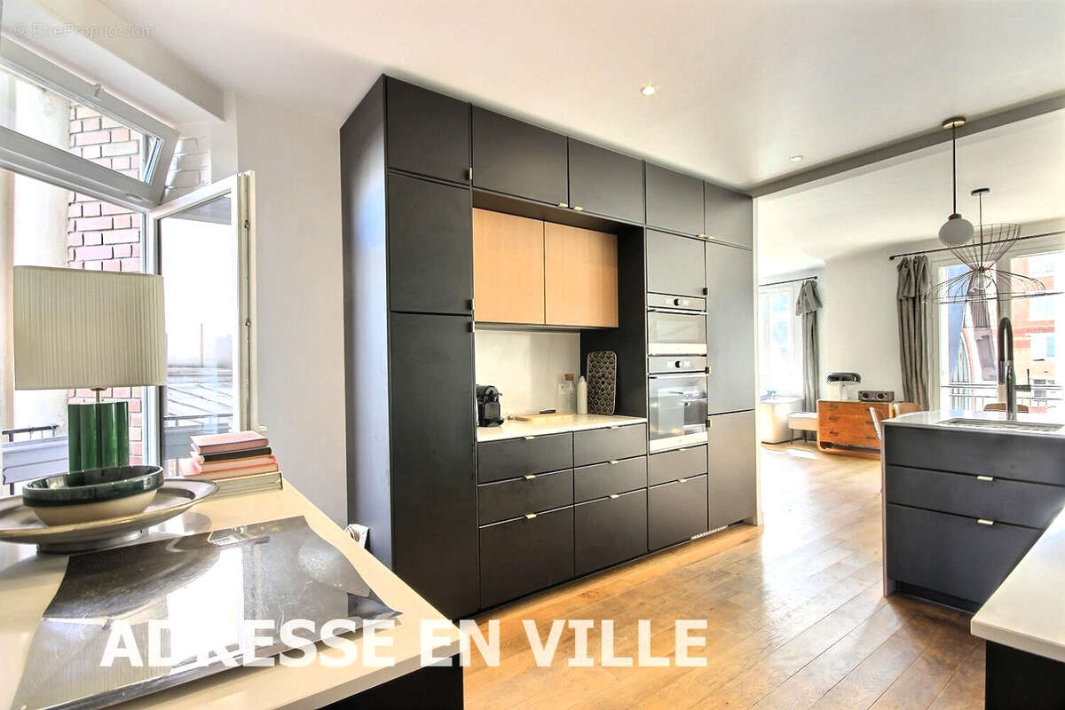 Appartement à LEVALLOIS-PERRET