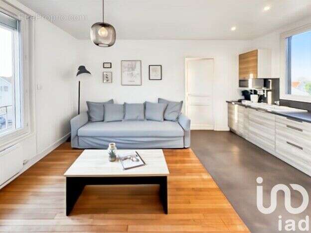 Photo 2 - Appartement à SAINTE-GENEVIEVE-DES-BOIS