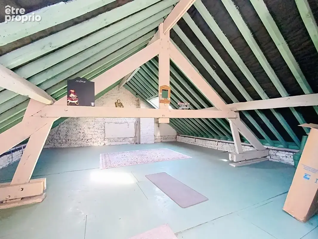 Large maison ancienne avec hangar de 240m² - photo 11