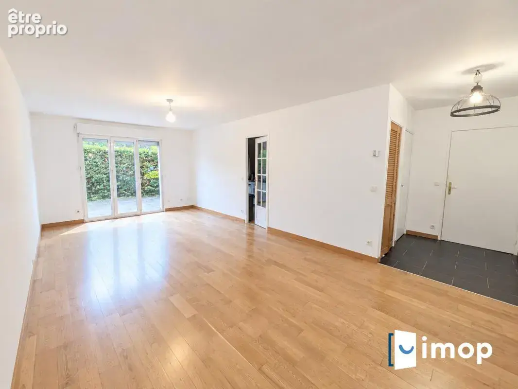 Photo Appartement à Poissy au prix de 299 900€