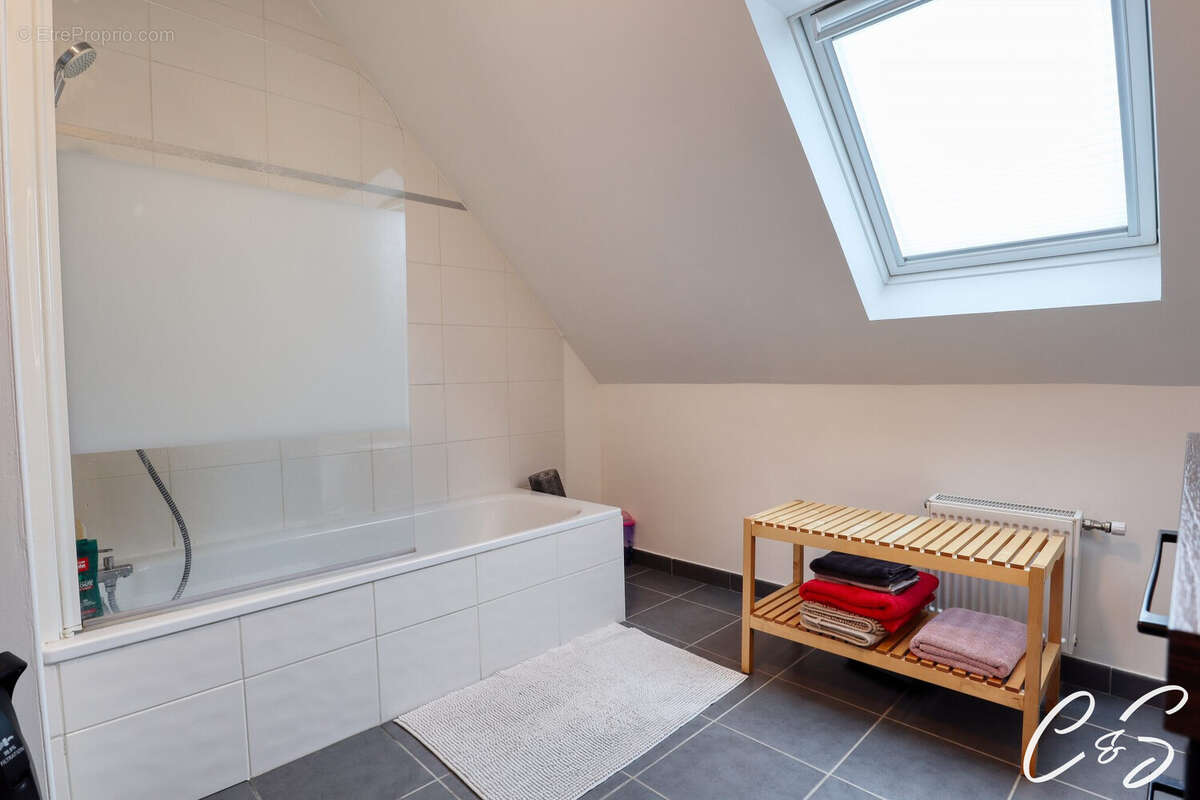 Maison 88 m² à Plobannalec-Lesconil  - photo 9