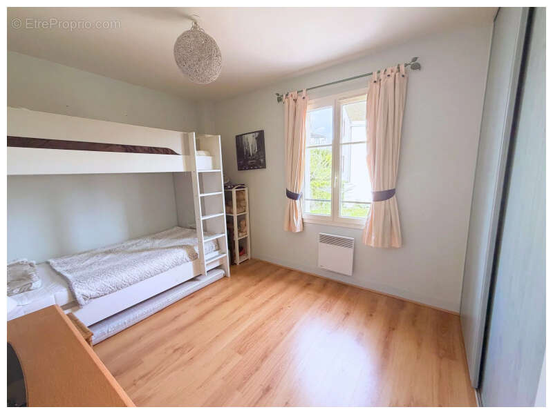 Maison à FONTENAY-LE-FLEURY