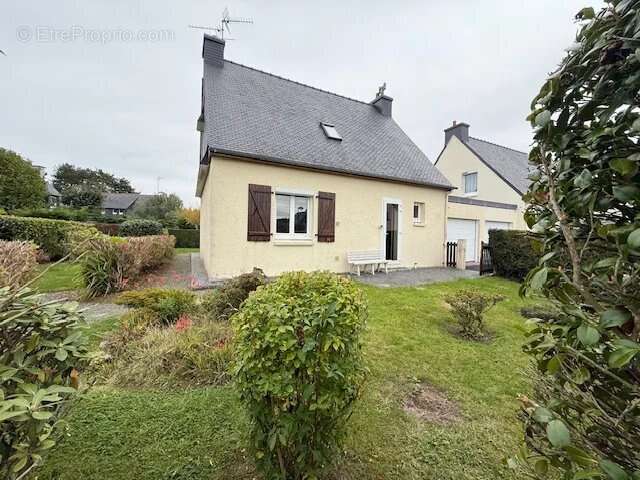 Maison à PLEUMEUR-BODOU