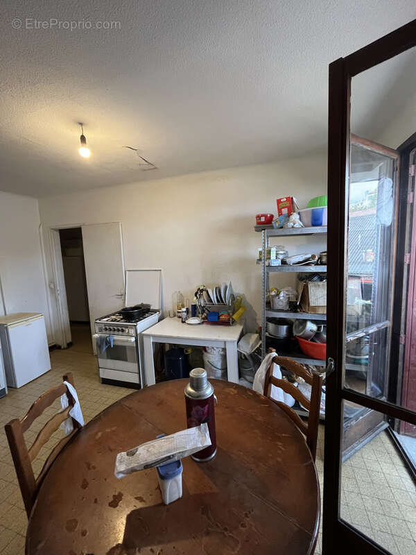 Appartement à MARSEILLE-3E