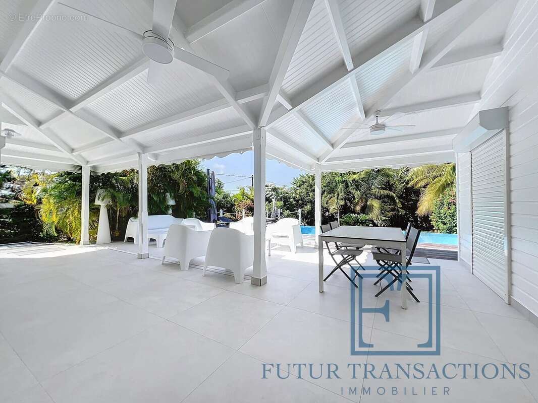 Maison à SAINTE-ANNE