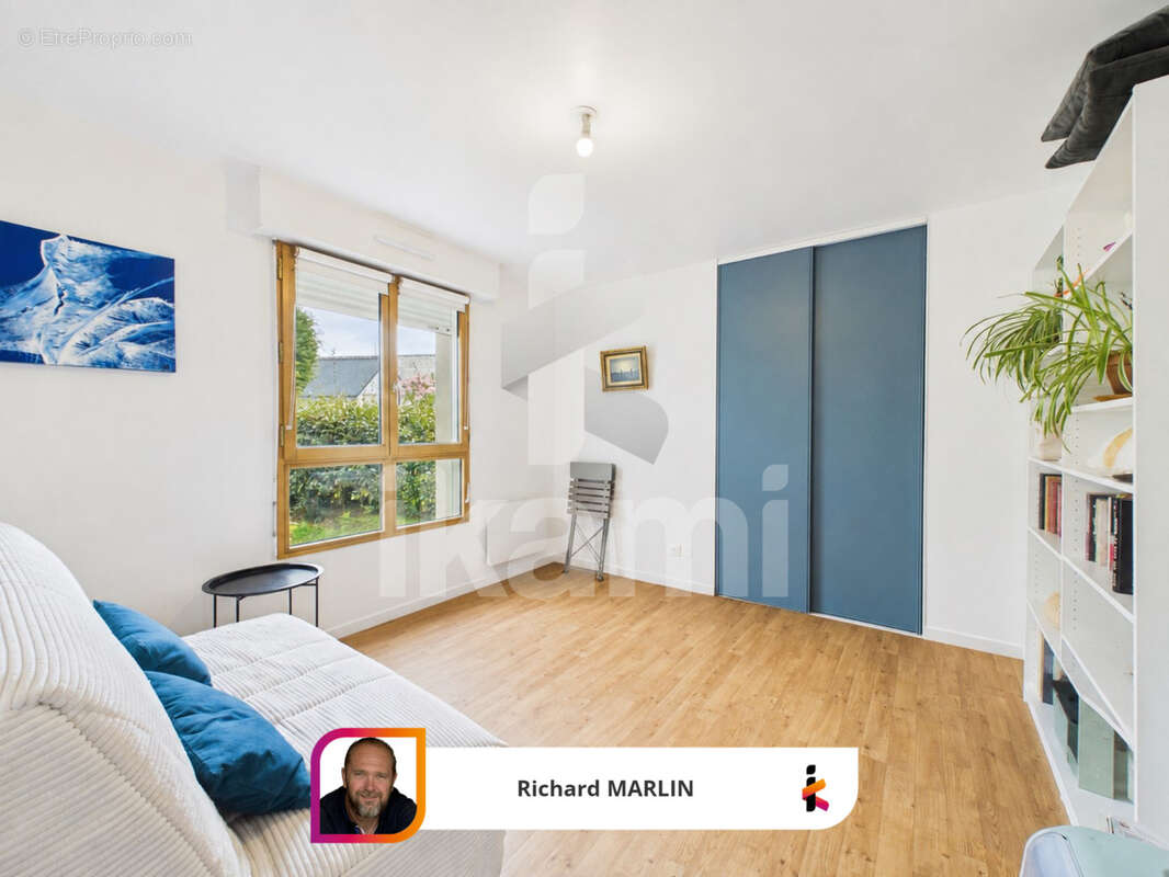 Appartement T3, 66m2, 2 chambres, plage et commerces à pied, au pied des remparts de la Citadelle - photo 7