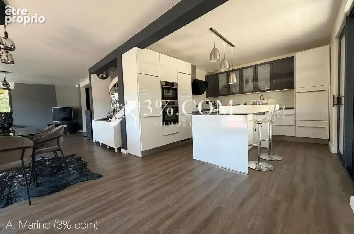 Maison 7 pièces de 220m2  sur 22 ares - photo 5