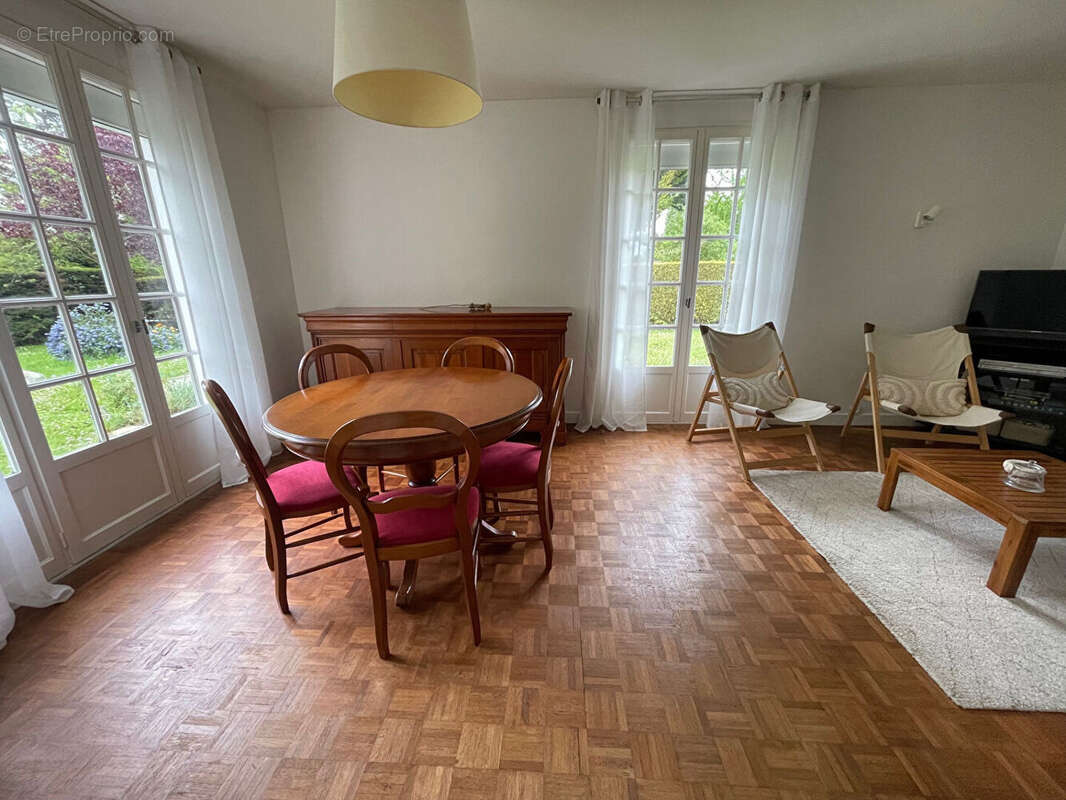 Maison à HIREL