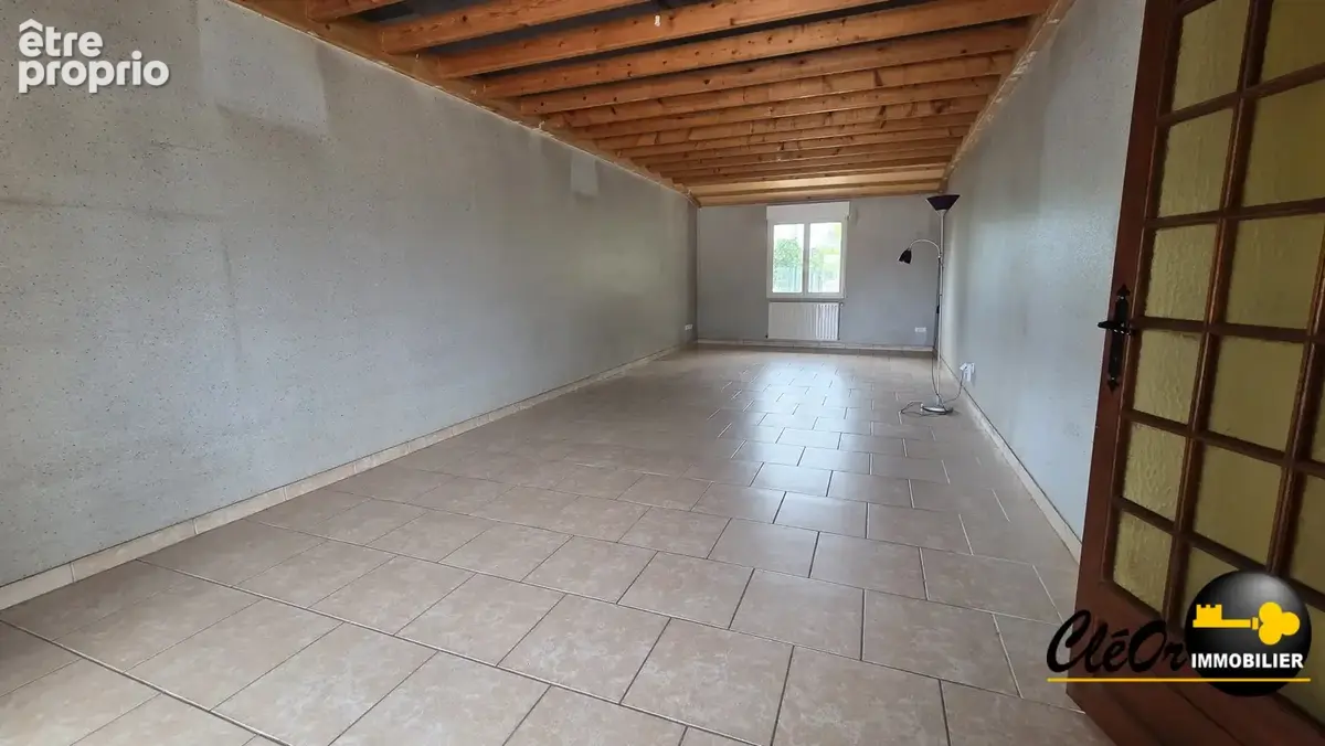 Maison 134 m² à Montjay  - photo 6