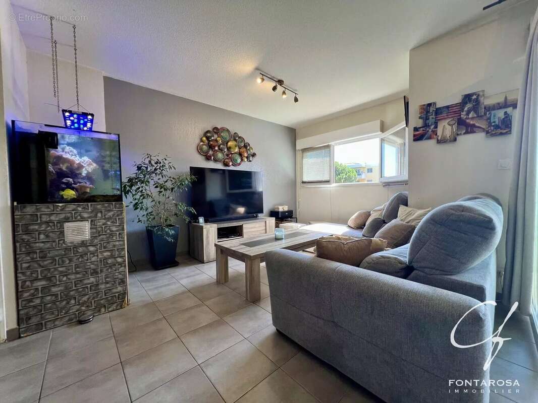 Appartement 4 pièces – Dernier étage avec ascenseur – Garage et stationnement – Secteur Hôpital de Fréjus - photo 7