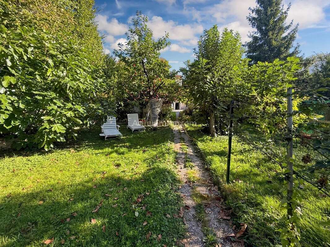 Maison à SOISY-SUR-SEINE