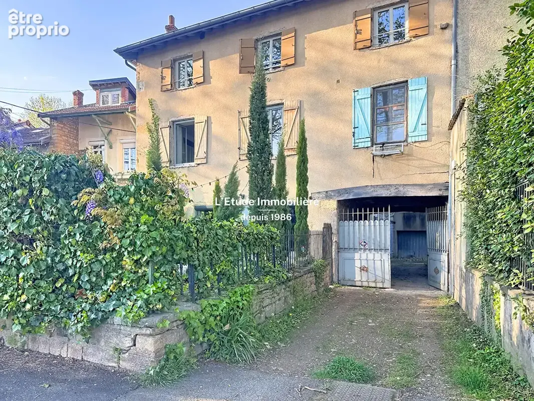 Appartement à NEUVILLE-SUR-SAONE