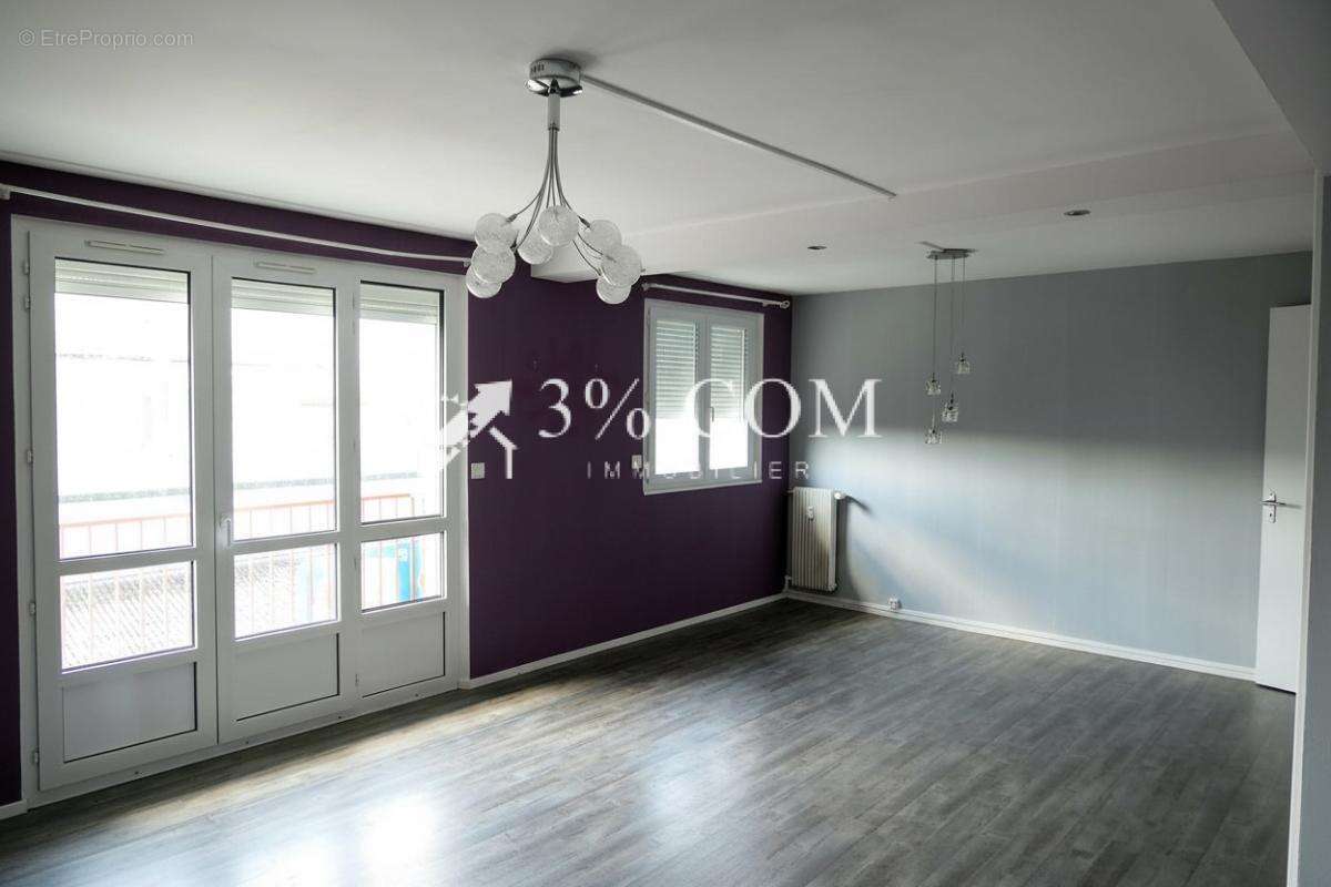 Appartement à NEUFCHATEL-EN-BRAY