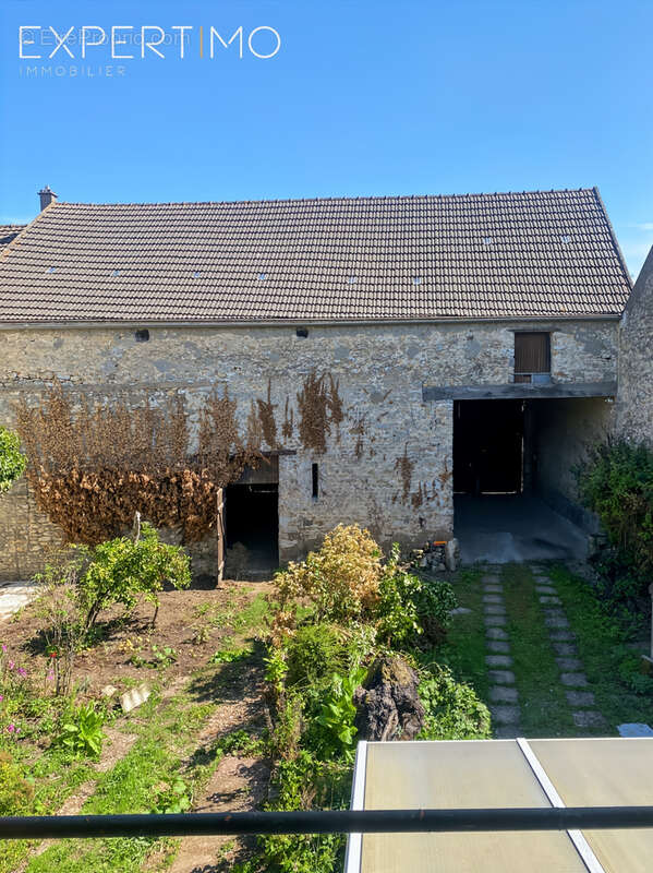 Maison à MORIGNY-CHAMPIGNY