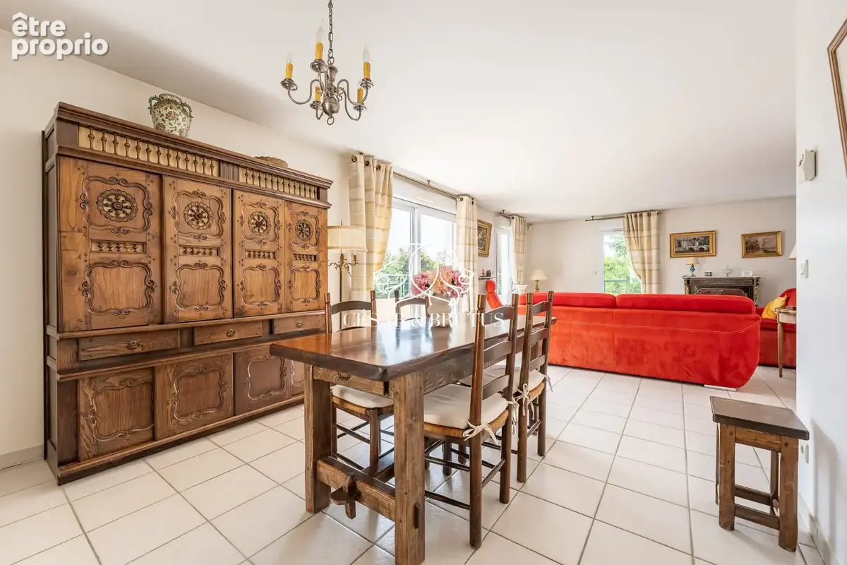 Appartement 130 m² à Ecully  - photo 8