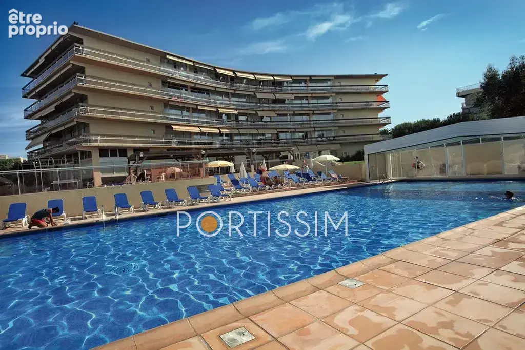 Appartement 2 pièces 49 m² à vendre à Saint-Laurent-Du-Var (06700) - photo 8